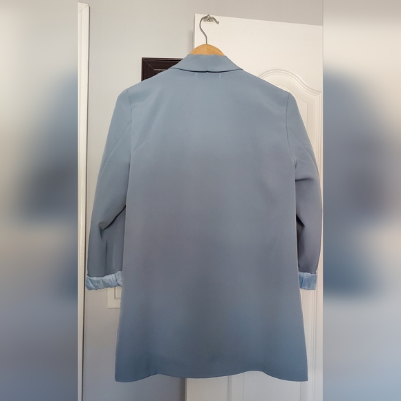 Women's Blazer - Picture 4 of 5